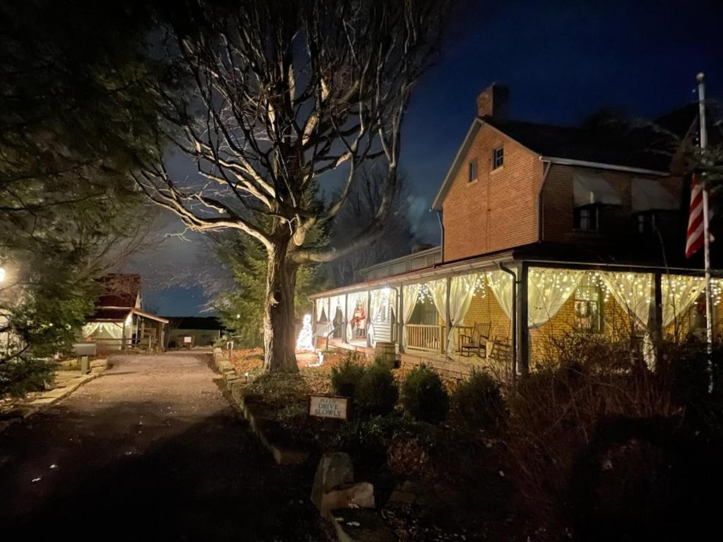 Watson Estate Bnb & Deer Creek Winery Uniontown Buitenkant foto