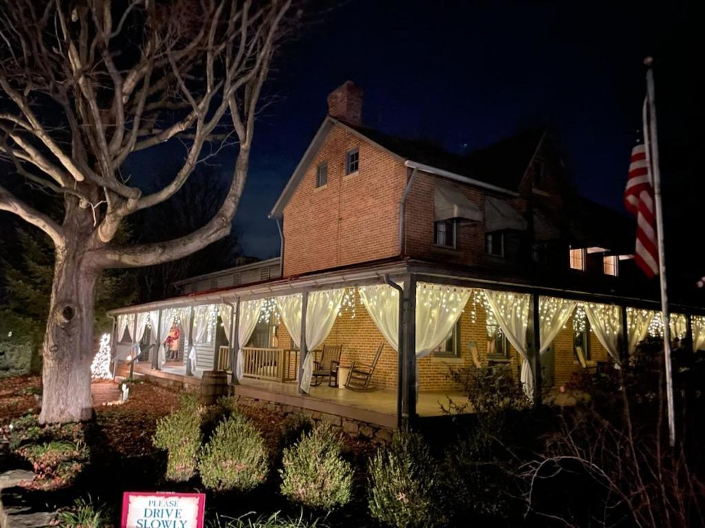Watson Estate Bnb & Deer Creek Winery Uniontown Buitenkant foto